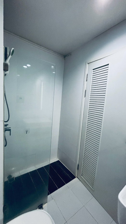 รูป 🏙️ ให้เช่า A Space Me Sukhumvit77 | (ซอย อ่อนนุช 37/1) | **ค่าเช่า 8,300 ตึก B ชั้น 6 | ใกล้ BTS อ่อนนุช | แอร์ 2 เครื่อง - รูปที่ 8/12