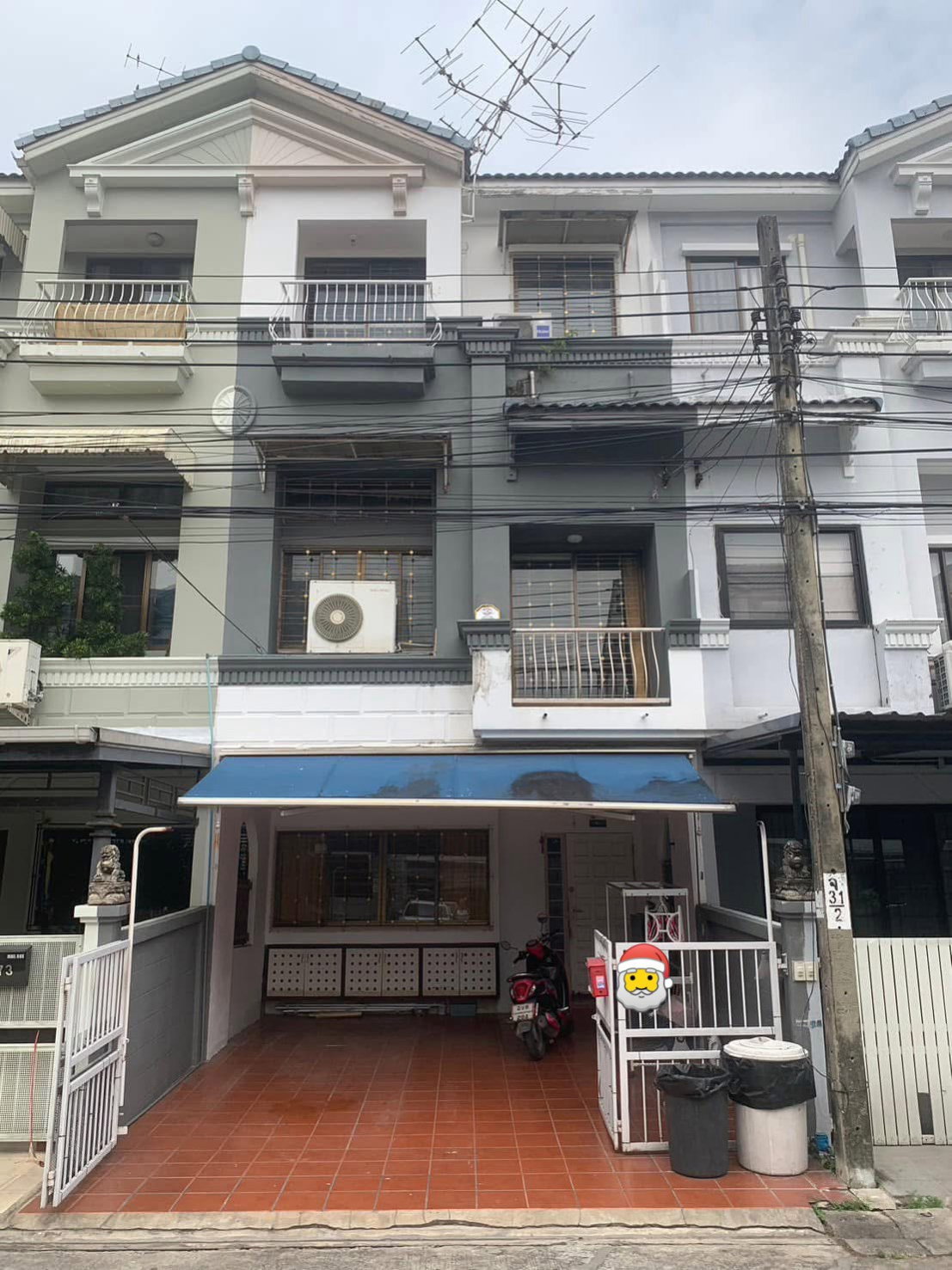 🏡✨ ให้เช่าทาวน์โฮม 3 ชั้น “บ้านกลางเมืองเหม่งจ๋าย” ลาดพร้าว 80 3 ห้องนอน 4 ห้องน้ำ บ้านหน้ากว้าง 5 เมตร | พื้นที่ใช้สอย 200 ตร.ม. |