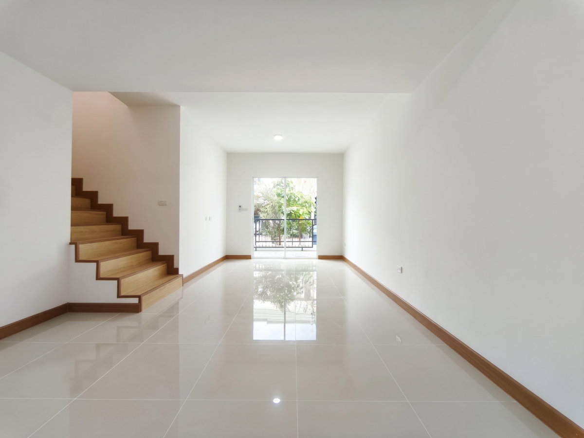 รูป 🏡 รีโนเวทใหม่ทั้งหลัง ✨ ไลโอ บลิสซ์ บางนา - สุวรรณภูมิ | 3 ห้องนอน ฟังก์ชันครบ 💰 1,790,000 บาท - รูปที่ 10/19