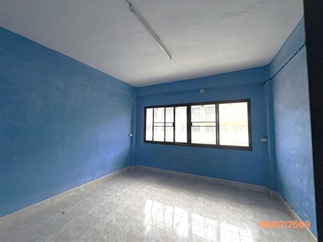picture SHOP HOUSE 20 Sq.w. Bang Khun Thian Bangkok for 1.8M - 8/35