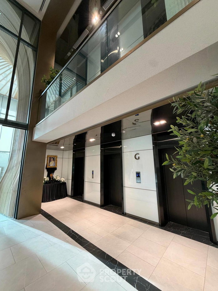 picture 30th-Floor 2-BR The Crest Park Residences Near MRT Phahon Yothin (ID 2992809) - 17/20