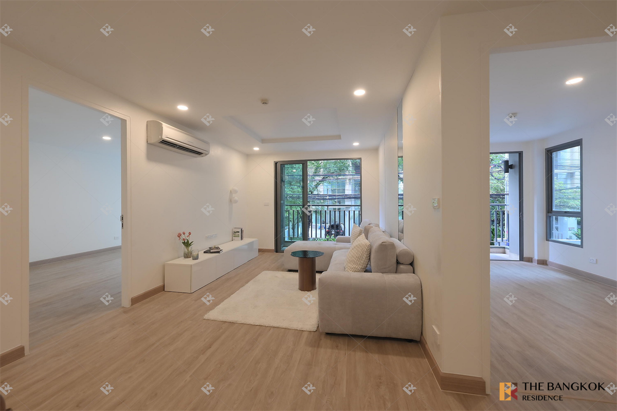 picture Voque Residential Condominium Sukhumvit 31 Condo with the Best Location - 3/10
