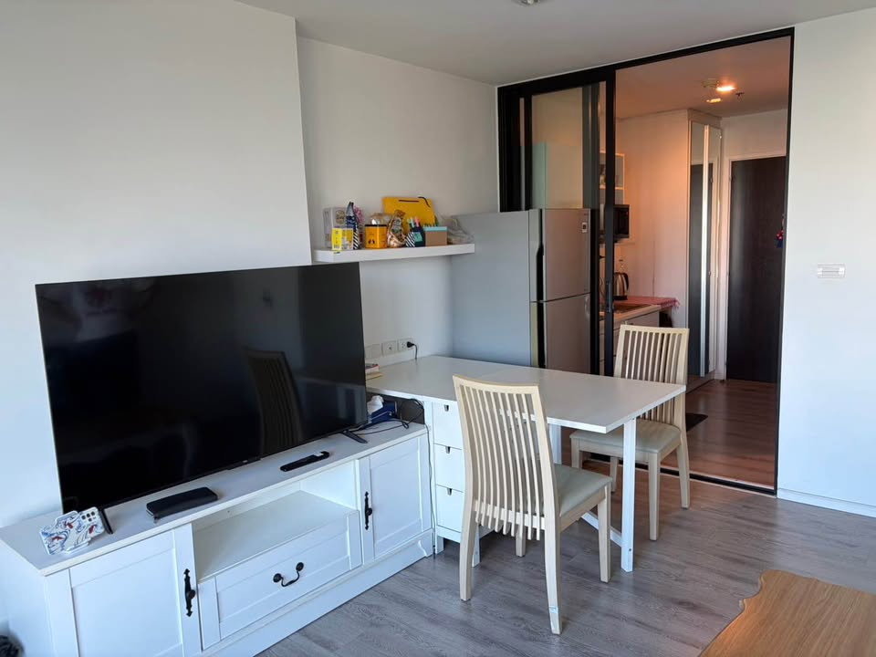 picture Code: 26KJ5114 for rent Knightsbridge Charming Arty Vintage 🔥🔥 Line ID: @kjcondo (with @)🔥🔥 - 9/15