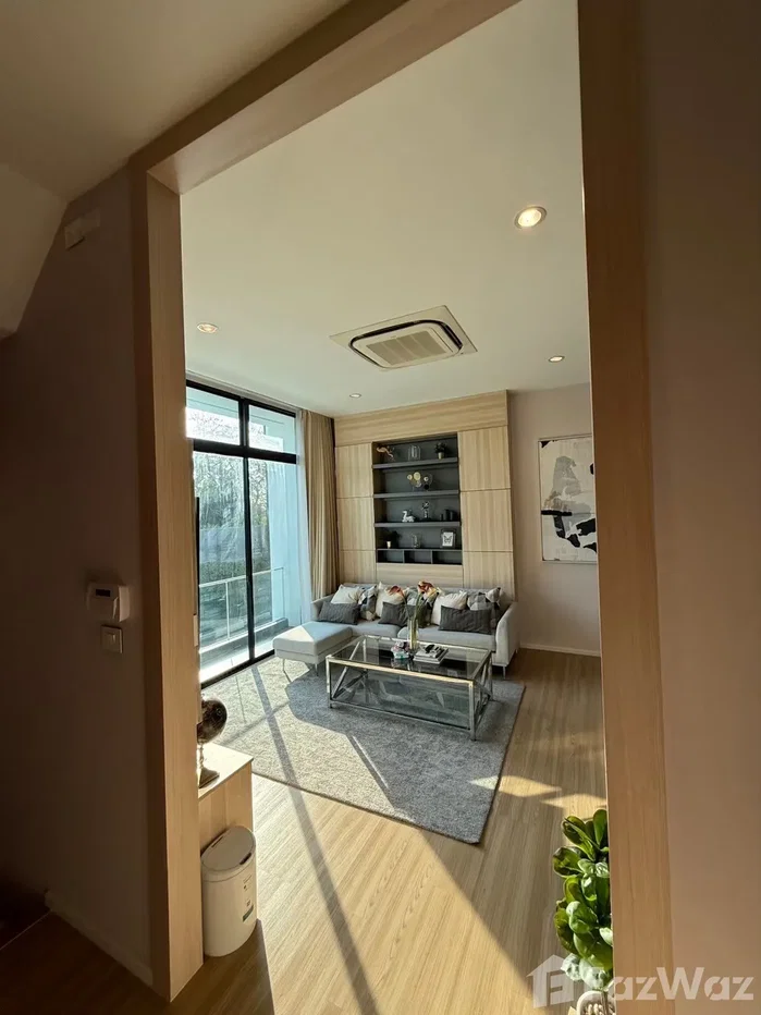 รูป ขาย บ้านเดี่ยว 3 ห้องนอน ในโครงการ เนอวานา ดีฟายน์ ศรีนครินทร์-พระราม 9 6802856 - รูปที่ 49/92