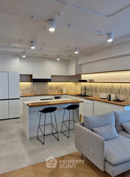 3-BR Condo at Richmond Palace Condominium near BTS Phrom Phong (ID 3336664)
