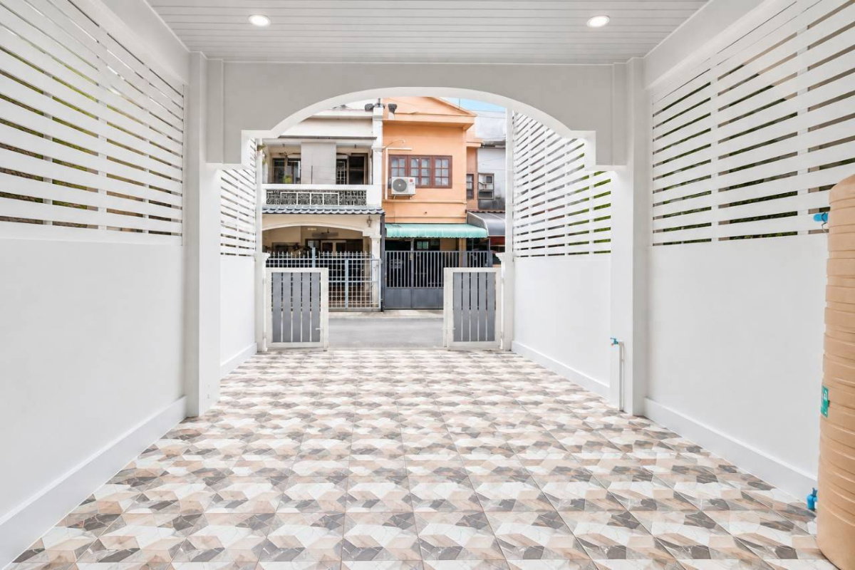 รูป 🏡 ขายทาวน์เฮ้าส์ 3 ชั้น นันนภัทร ดอนเมือง รีโนเวทใหม่ พร้อมอยู่ 4 ห้องนอน 3 ห้องน้ำ - รูปที่ 4/21