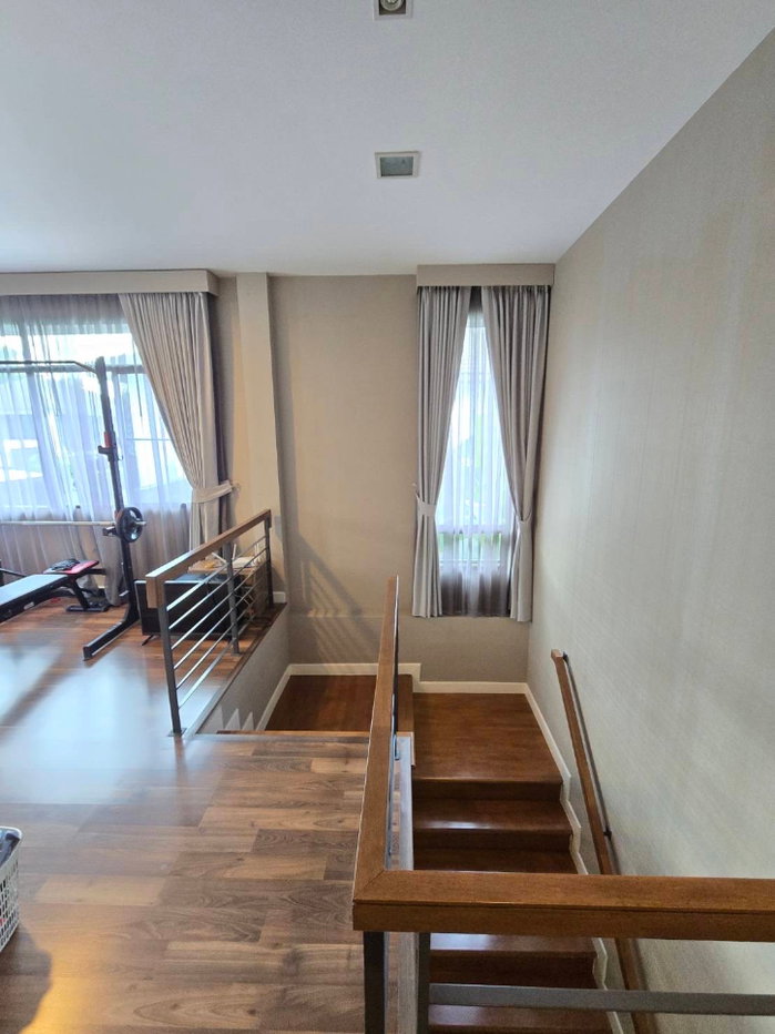 รูป 🏡✨ ให้เช่าบ้านเดี่ยวหรู มัณฑนา เลค วัชรพล | ใกล้ทะเลสาบและคลับเฮ้าส์ - รูปที่ 8/10
