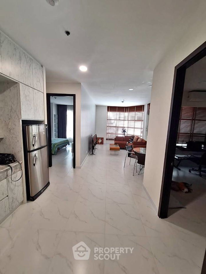 picture 2-BR Condo at Citi Smart Sukhumvit 18 near BTS Asok (ID 3336159) - 1/12