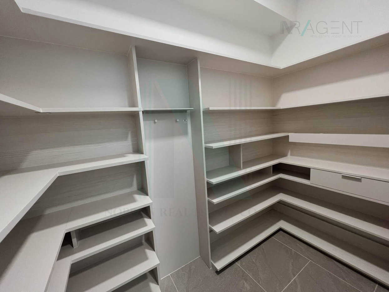 รูป 📌 ให้เช่าบ้านเดี่ยว 3 ชั้น วีเว่ กรุงเทพกรีฑา 4 ห้องนอน 5 ห้องน้ำ - รูปที่ 6/8