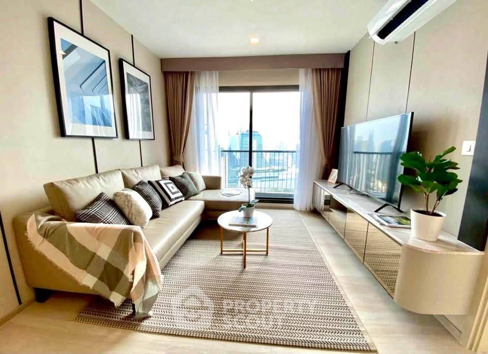 picture 40th-Floor 2-BR Condo At Life One Wireless Near BTS Phloen Chit (ID 3335978) - 2/10