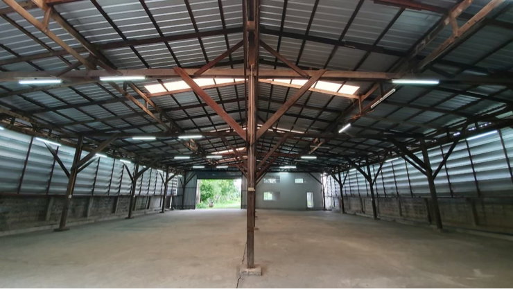 รูป 🏭 โกดังให้เช่า บางบัวทอง–ไทรน้อย 688 ตรม ++ - รูปที่ 1/3