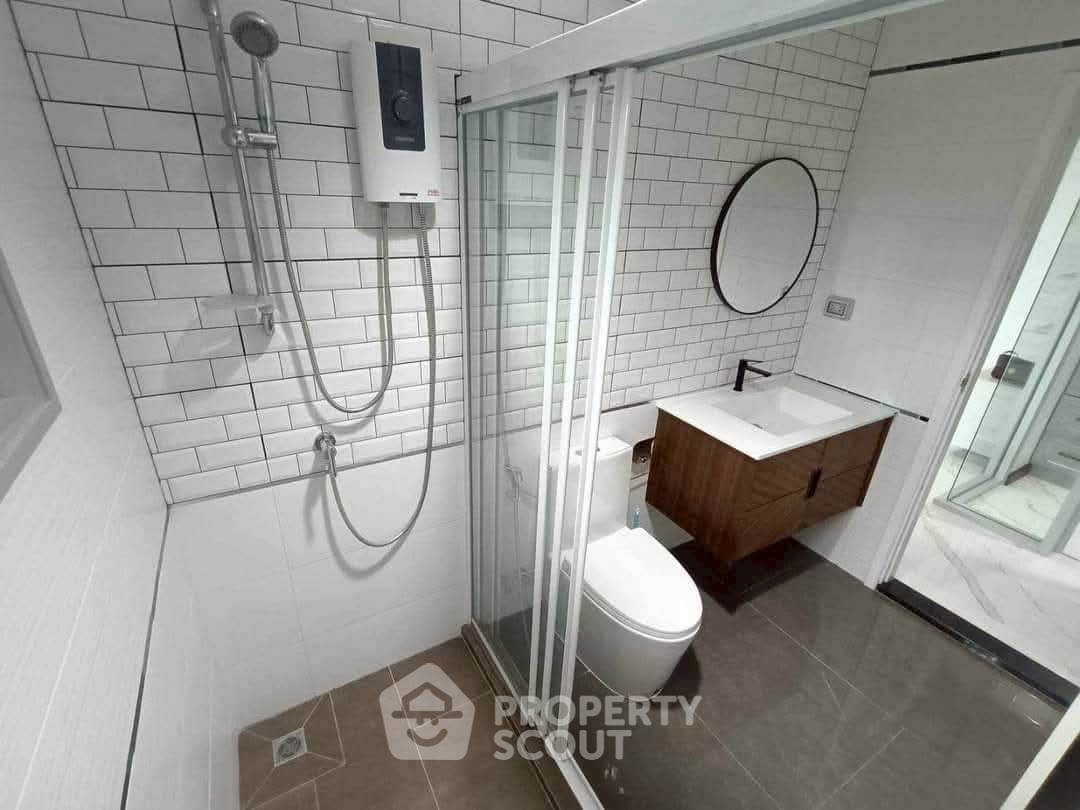 picture 16th-Floor 2-BR Condo At Centric Sea Pattaya (ID 2393329) - 8/8
