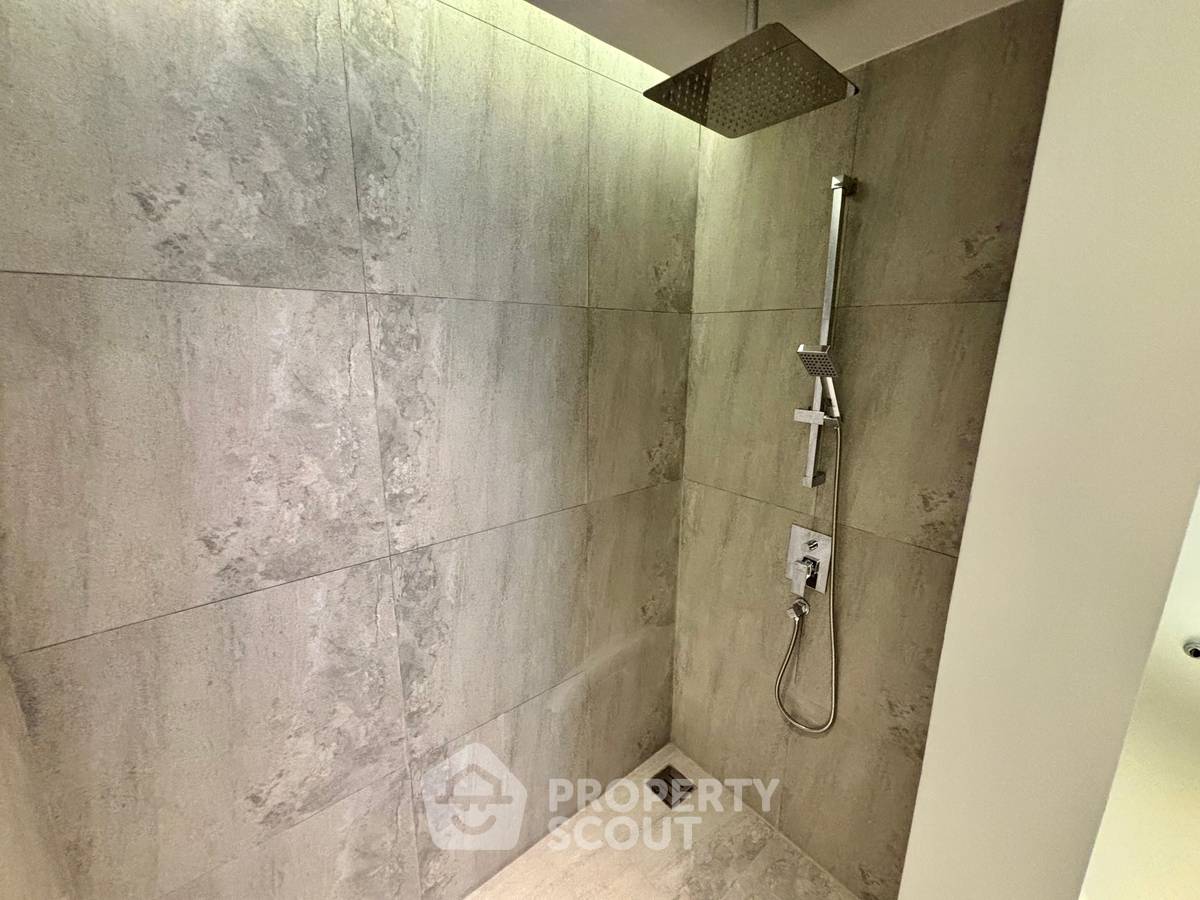 รูป ขายคอนโด 2 ห้องนอน 108 ตร.ม. ที่ Bluepoint Luxury Condominiums Patong (ID 985749) - รูปที่ 17/27