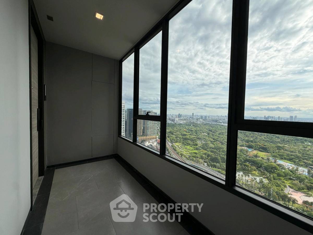 picture 30th-Floor 2-BR The Crest Park Residences Near MRT Phahon Yothin (ID 2992809) - 20/20