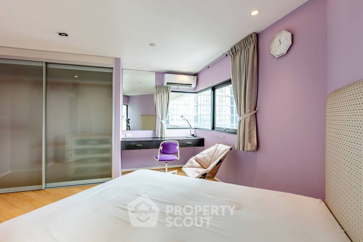 รูป คอนโด 3 ห้องนอน ชั้น 37 ขนาด 230 ตร.ม. Sathorn Gardens ใกล้ MRT สีลม (ID 3333626) - รูปที่ 32/39