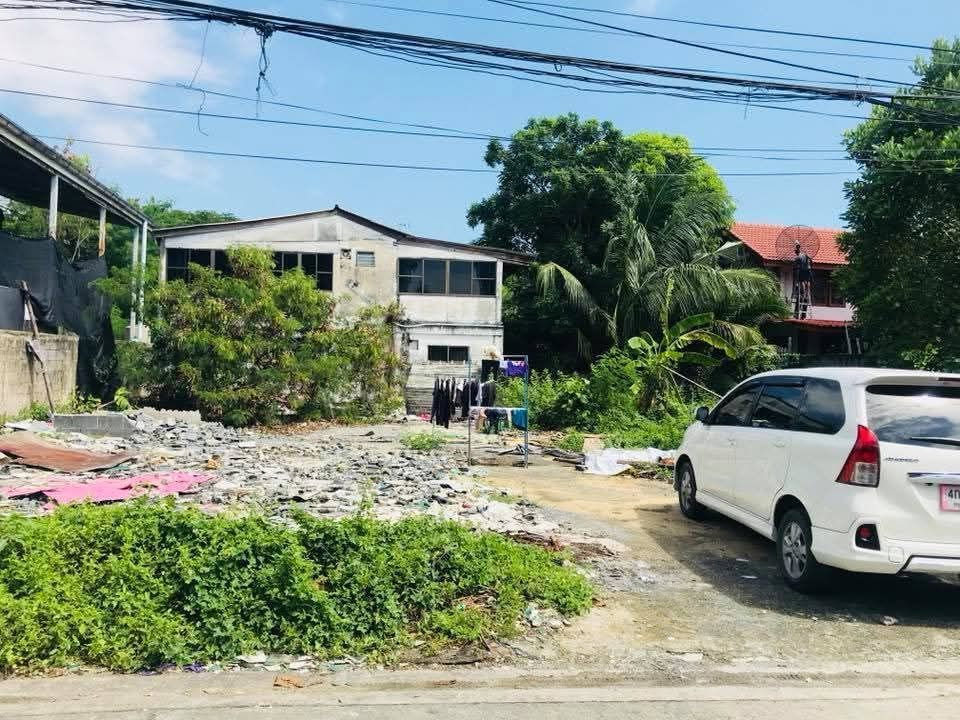 picture Urgent Sale! Cleared Land Plot in Chaloem Phra Kiat Rama 9 Soi 6 (Size 100 sq.w.) - 3/7