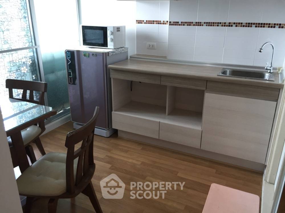 picture 1-BR Condo at Lumpini Place Ratchayothin near BTS Ratchayothin (ID 1395360) - 7/14