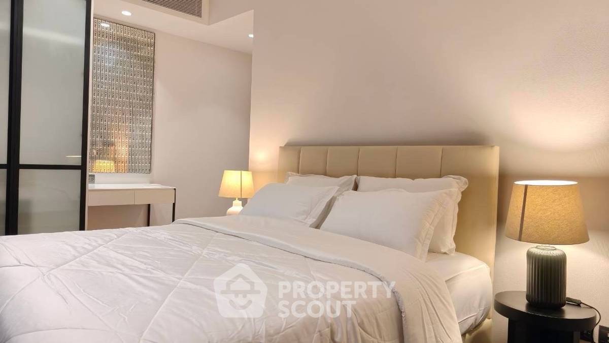picture 2-BR Condo at Muniq Sukhumvit 23 near MRT Sukhumvit (ID 3223240) - 8/30