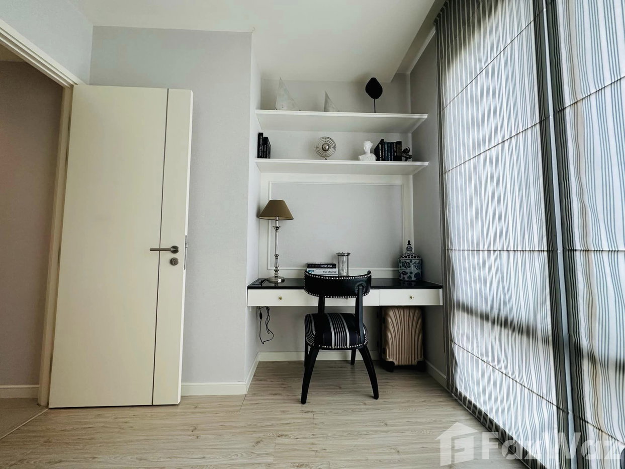 picture 2 Bedroom Condo for sale at Star View 1678148 - 10/12