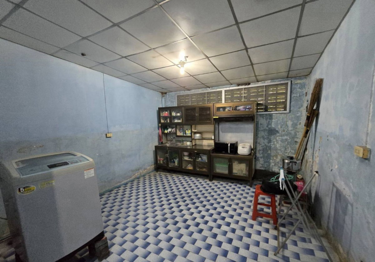 picture Super Rare! Open Space Behind the House with No Adjacent House!! 19 Sq.wah Townhouse for SALE at Baan Rinthong Lamlukka, Near BTS Khu Khot | #TPI-3488 - 13/13
