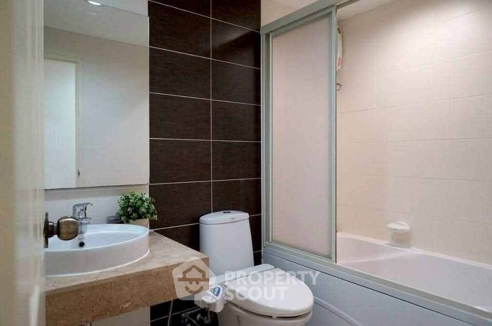 picture 2-BR Condo at Lumpini Suite Sukhumvit 41 near BTS Phrom Phong (ID 2640526) - 13/13