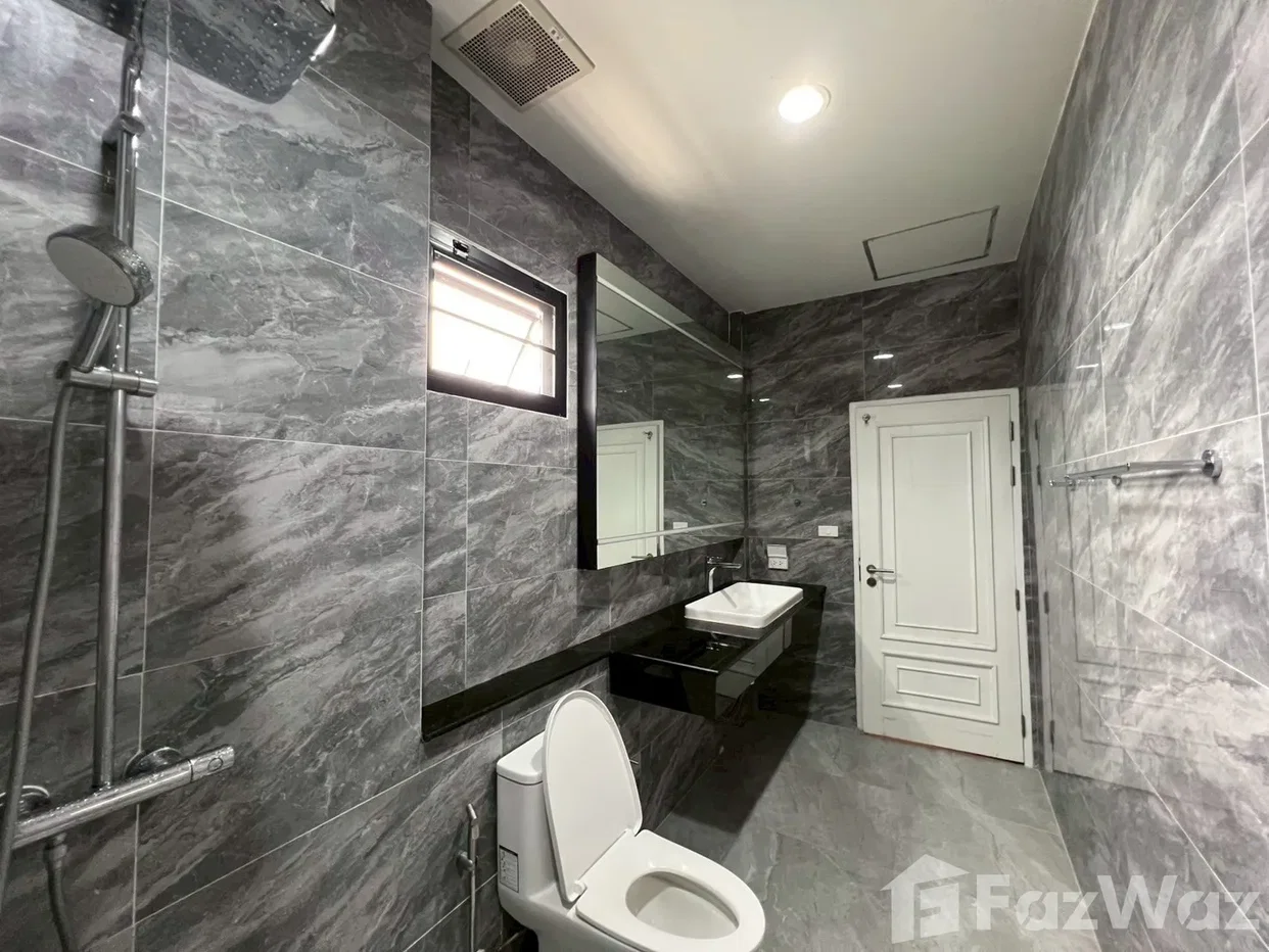 รูป ขาย ทาวน์เฮ้าส์ 4 ห้องนอน ใน จอมพล, กรุงเทพมหานคร 6802623 - รูปที่ 3/17