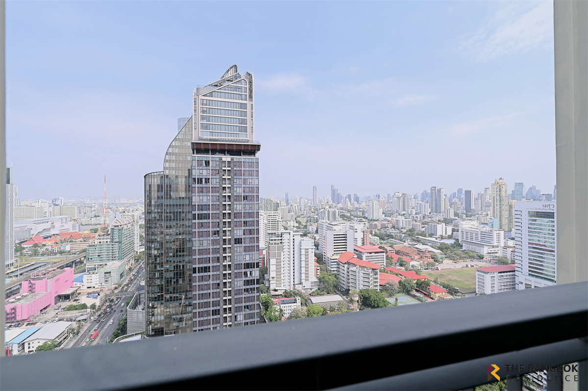 picture Q Asoke near MRT Phetchaburi Station High-potential Location, Not as Expensive as You Think - 6/10