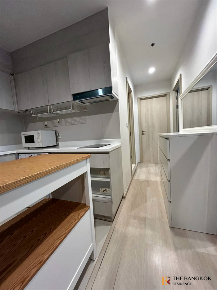 picture Life One Wireless Ready-to-move-in Condo at an Amazing Price!! - 5/10