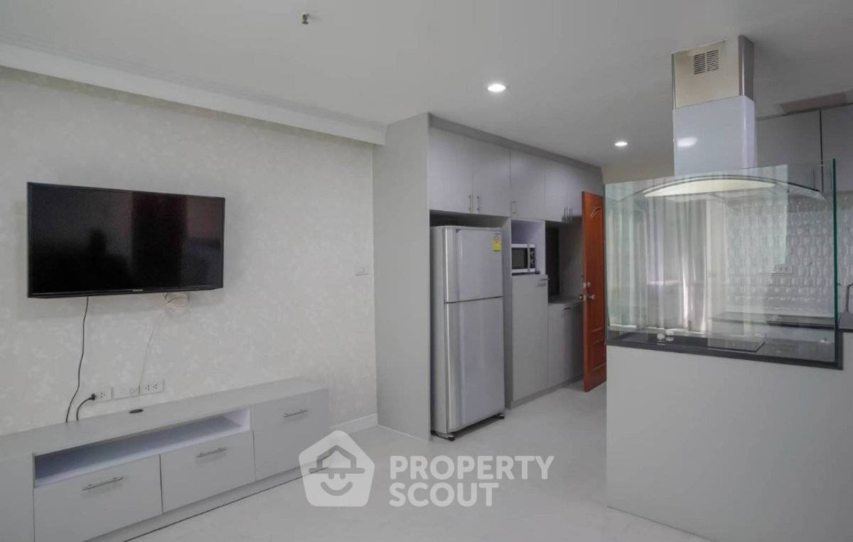 picture 16th-Floor 2-BR Asoke Place 300m To MRT Sukhumvit (ID 3306777) - 3/17