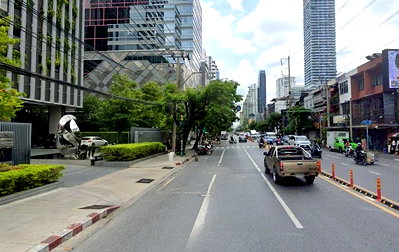 ที่ดิน โรงเรียนเซนต์แอนดรูส์อินเตอร์เนชันแนล กรุงเทพ : ขายตึก 6 ชั้น พร้อมอยู่ แถวสุขุมวิท 39 ใกล้ BTS พร้อมพงษ์ 