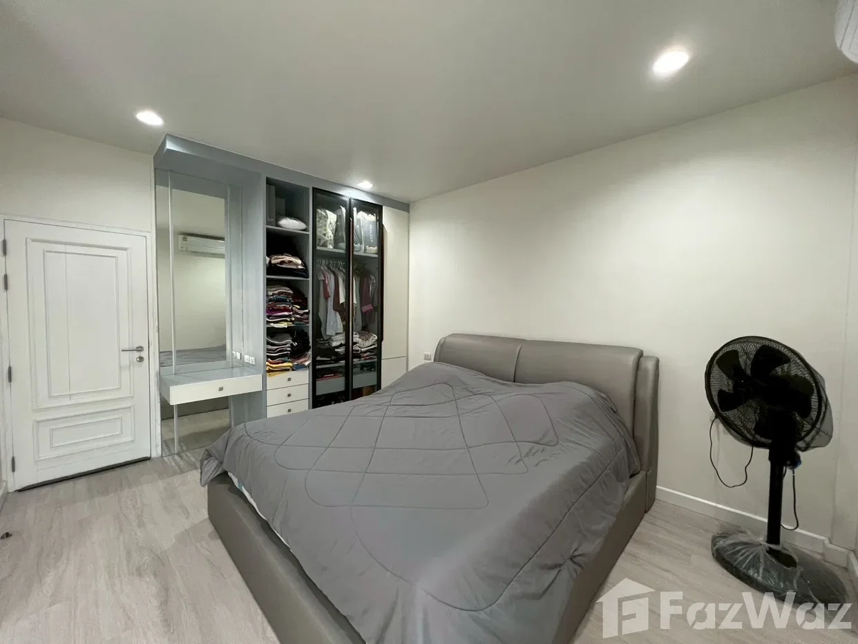 รูป ขาย ทาวน์เฮ้าส์ 4 ห้องนอน ใน จอมพล, กรุงเทพมหานคร 6802623 - รูปที่ 16/17