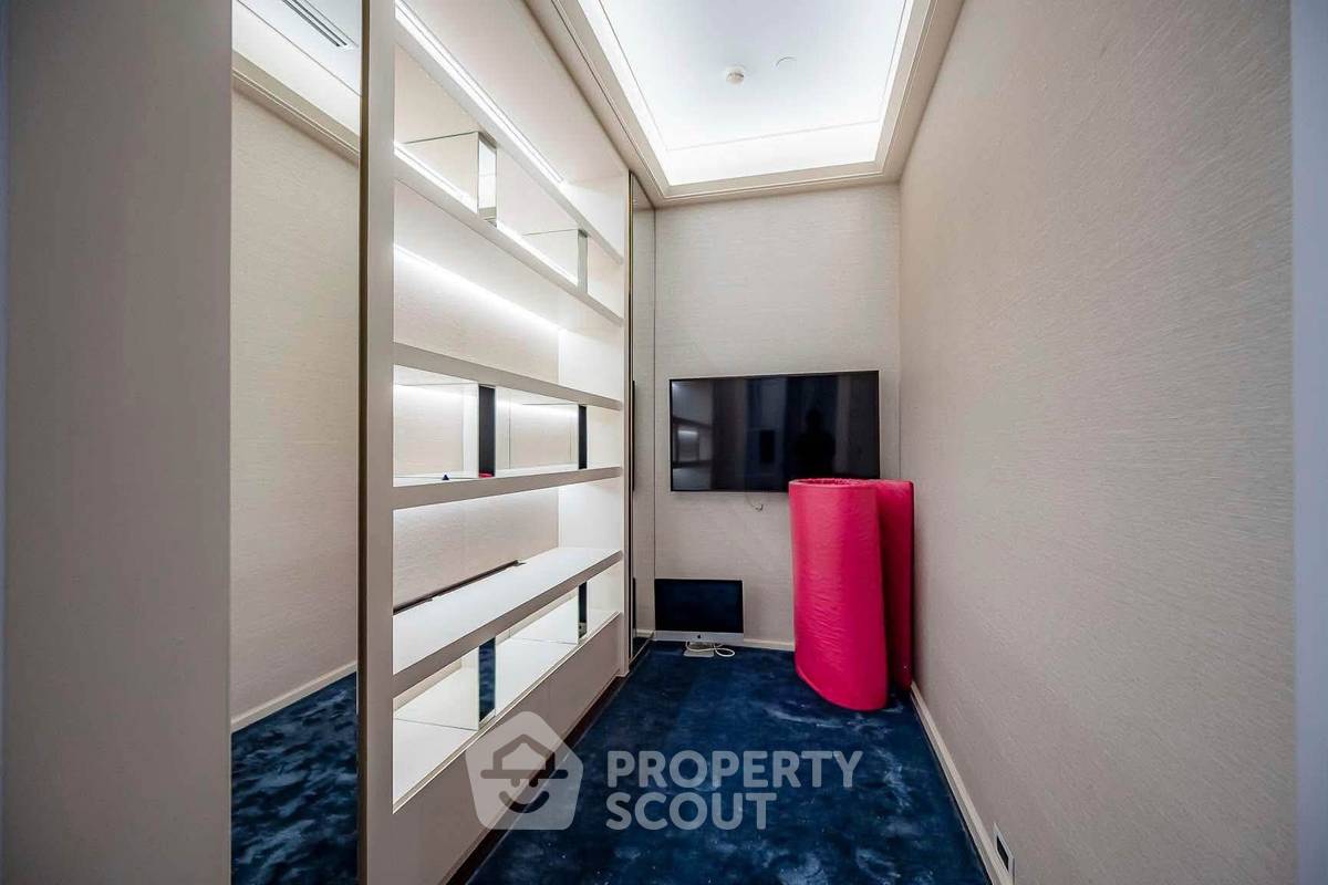 picture 200 Metres From BTS Phloen Chit | 3-BR Condo At 98 Wireless (ID 3329599) - 15/15