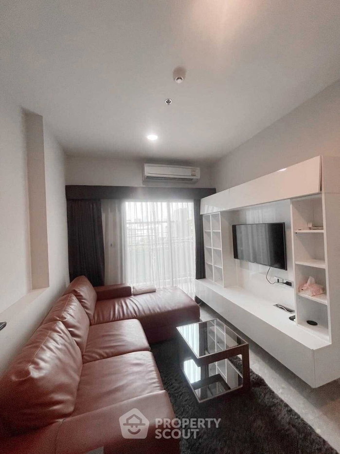 picture 200m To BTS Thong Lor | 1-BR At The Crest Sukhumvit 34 (ID 3335093) - 2/5