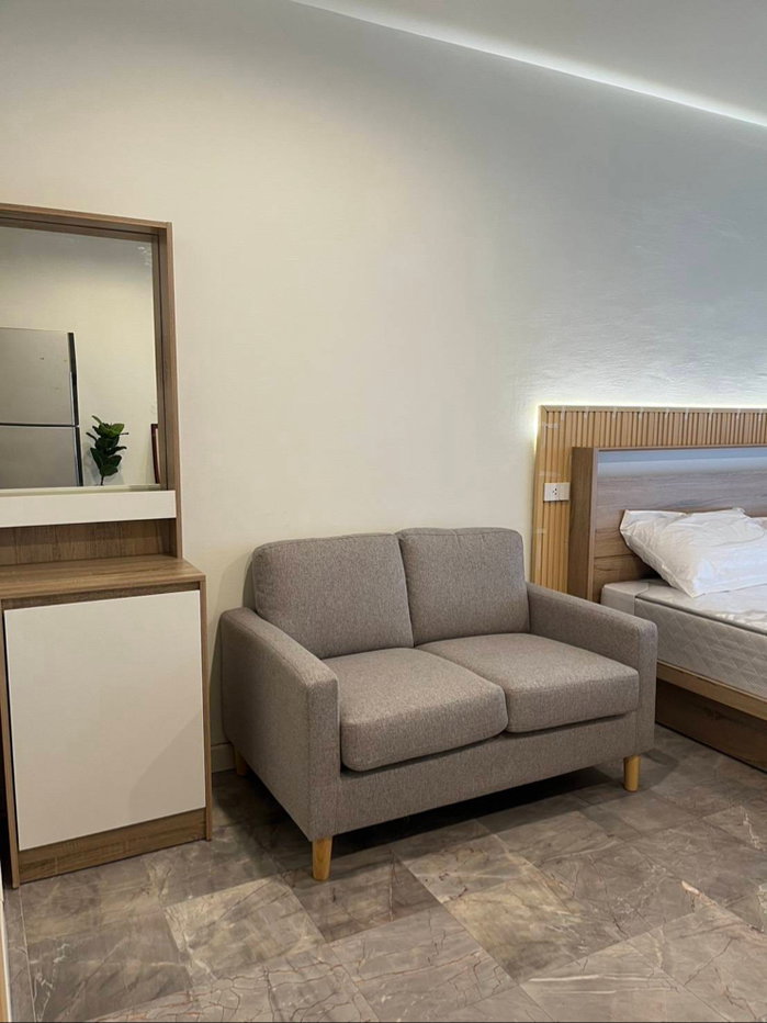 รูป ให้เช่าคอนโดไฟหลวง8500 บาท มีสระว่ายน้ำจอดรถฟรีติดเน็ตเองได้ ใกล้ MRT สุทธิสาร 2 กิโลเมตร - รูปที่ 6/11