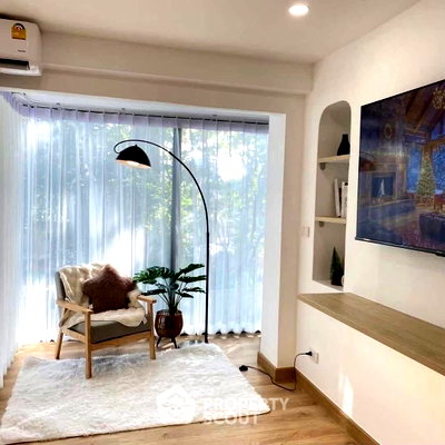 Condos for sale : 1-BR Condo At Chom Doi Condotel, Nimman, Chiang Mai (ID 3045855)