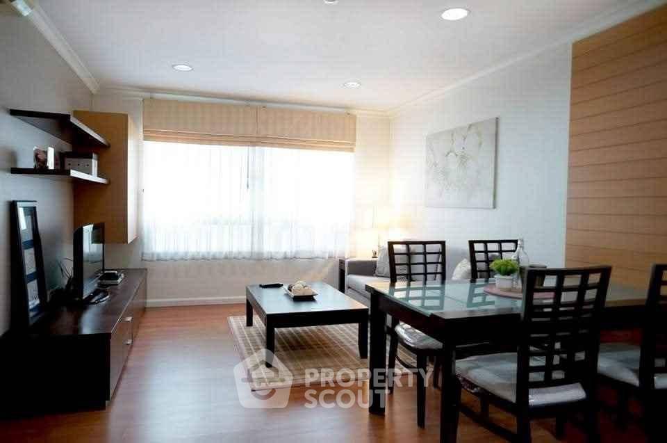 picture 2-BR Condo at Lumpini Suite Sukhumvit 41 near BTS Phrom Phong (ID 2640526) - 3/13