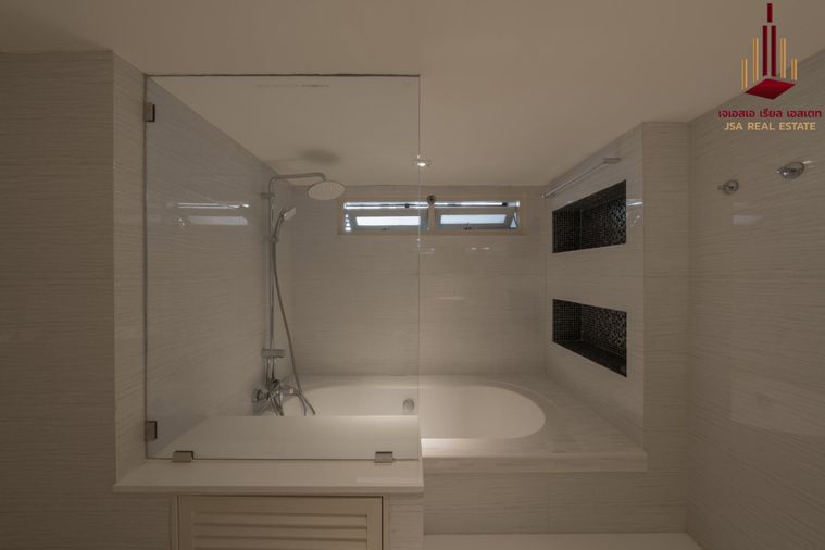 2-bed condo for rent, 180 sqm, The Emporio Place