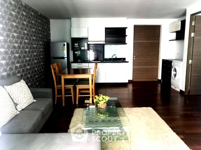Condos for sale : 1-BR Dlv Thonglor 20 Condominium Near ARL Ramkhamhaeng (ID 513515)