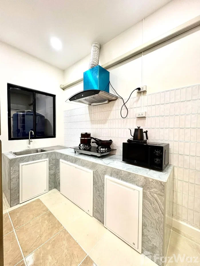 picture 5 Bedroom House for rent in Din Daeng, Bangkok 6802497 - 8/9