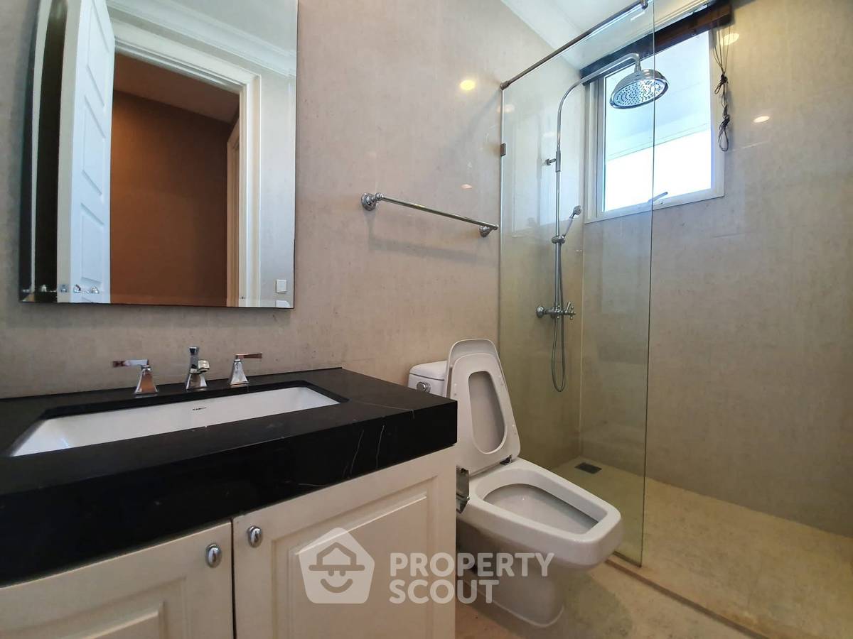 รูป คอนโด 2-ห้องนอน ที่ รอย์ช ไพรเวท เรสซิเดนซ์ส ใกล้ MRT สุขุมวิท (ID 3333730) - รูปที่ 5/5