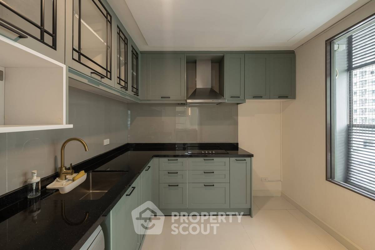 รูป 180 ตร.ม. คอนโด 3 ห้องนอน The Emporio Place ใกล้ BTS พร้อมพงษ์ (ID 3340696) - รูปที่ 3/7