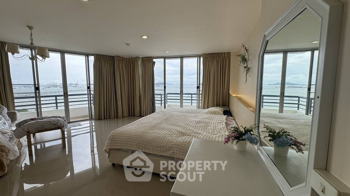 รูป ขายคอนโด 3 ห้องนอน Rama Harbour View Condominium ศรีราชา (ID 3340218) - รูปที่ 34/38