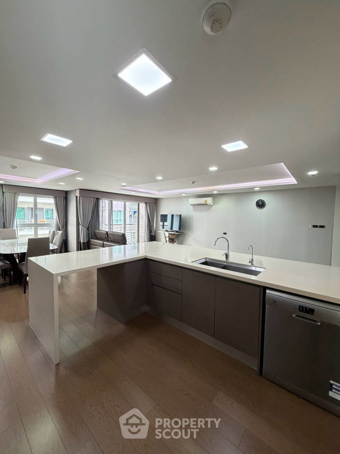 picture Spacious 2-BR 192 Sqm At Avenue 61 Near BTS Thong Lor (ID 3336163) - 5/20