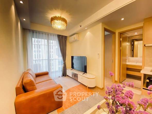 picture 25th-Floor 1-BR At Regal Sathon-Naradhiwas, Sathon (ID 3340156) - 2/10