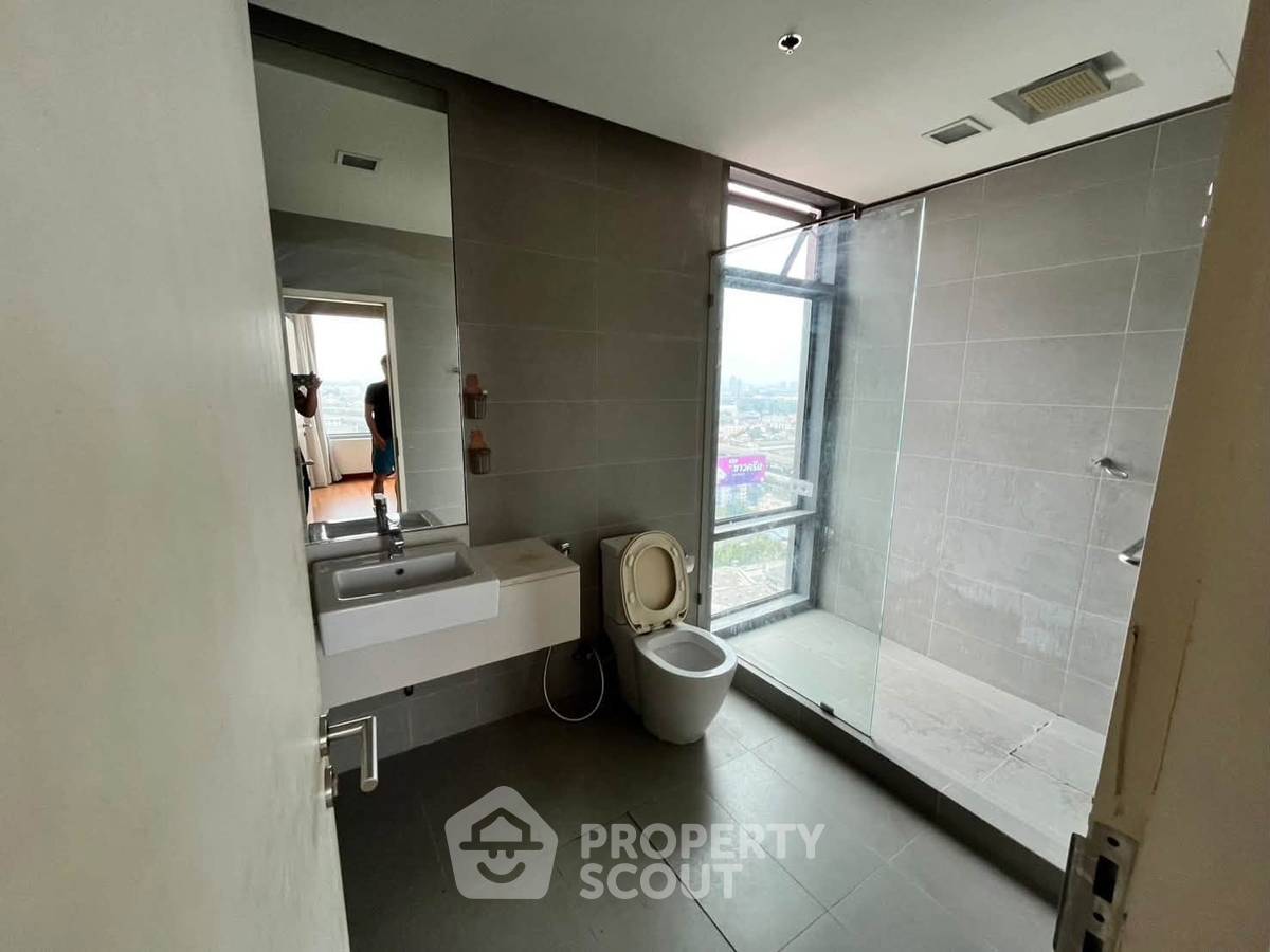 picture 2-BR Condo at Vantage Ratchavipa Condominium in Chatuchak (ID 3337081) - 5/10