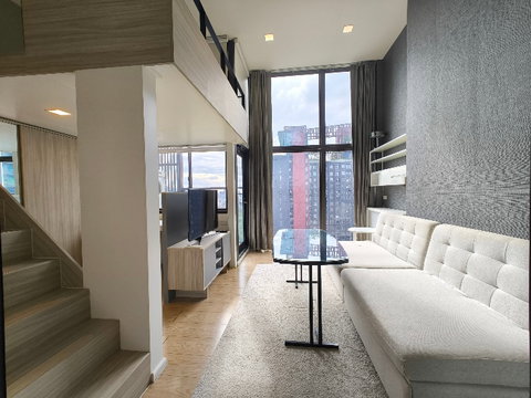  📢 [FOR RENT] ✨ Chewathai Asoke 1 Bedroom 35 sq.m. 28th High Fl., Duplex Concept Layout, , Located in New CBD Asoke - Rama 9, 450m to MRT Rama 9