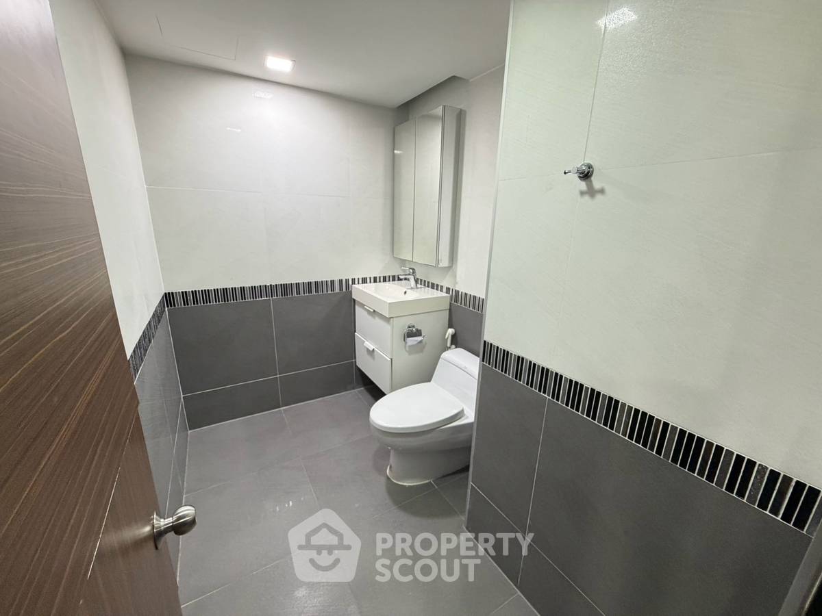 picture Spacious 2-BR 192 Sqm At Avenue 61 Near BTS Thong Lor (ID 3336163) - 6/20