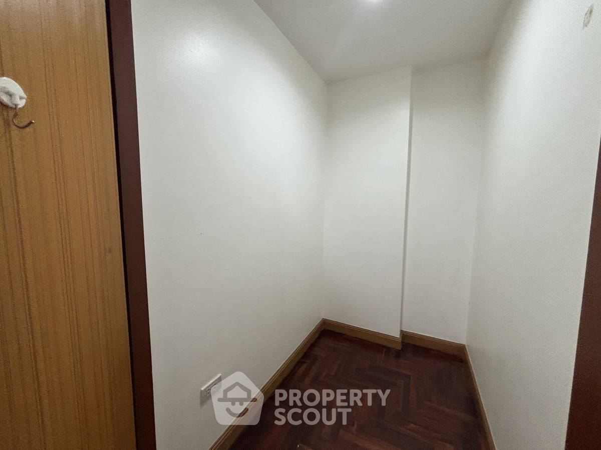 รูป คอนโด 1-ห้องนอน ที่ สุพรีม วิลล์ คอนโดมิเนียม ใกล้ MRT คลองเตย (ID 2866358) - รูปที่ 17/23