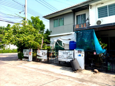 Townhouses for sale Mahanakorn University Of Technology : TOWN HOUSE 24.1 Sq.w. Nong Chok Bangkok for 2M