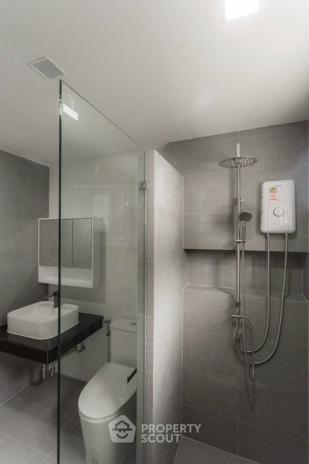 picture Spacious Three-Bedroom House For Rent In Sala Thammasop (ID 3337140) - 10/28